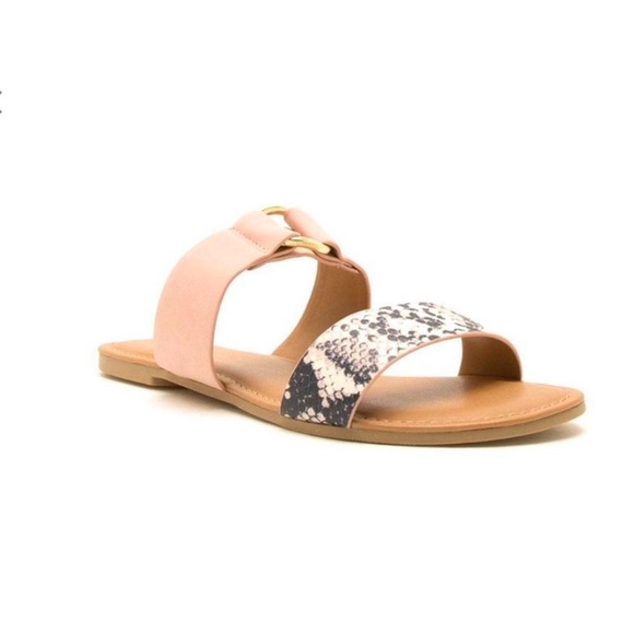 Sandals - Picture 2 of 3